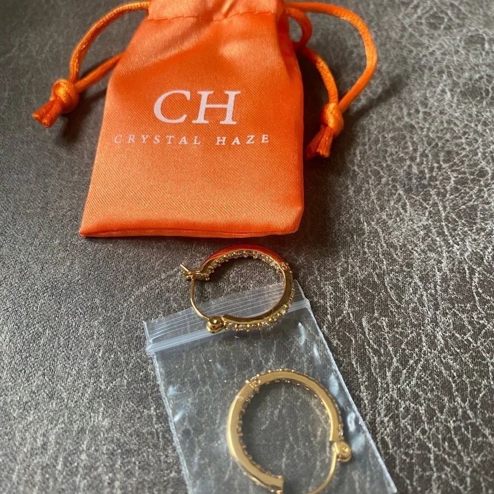 Gold Minimalist Hoop Earrings Modern Design